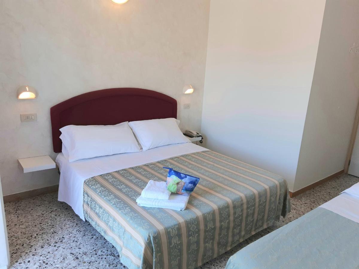 Hotel Raul Riccione Ngoại thất bức ảnh