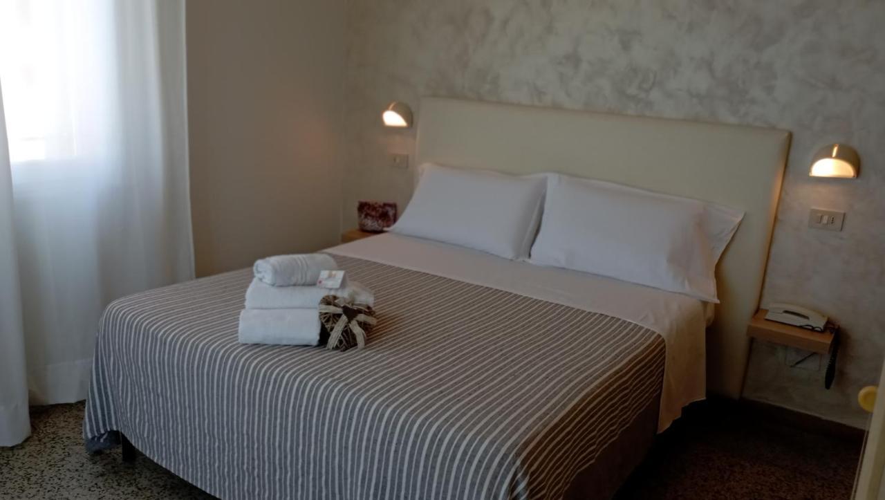 Hotel Raul Riccione Ngoại thất bức ảnh